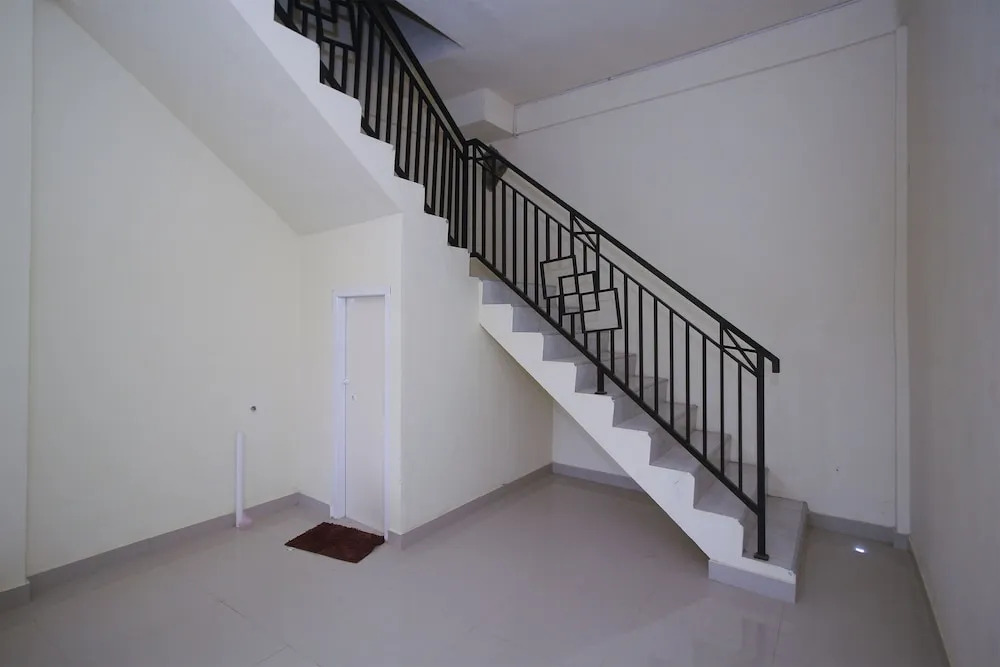 Diva Residence Syariah by OYO Rooms