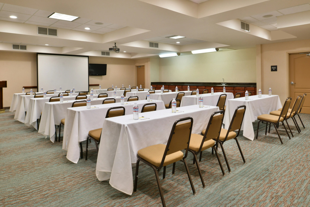 Hampton Inn & Suites Woodland-Sacramento Area