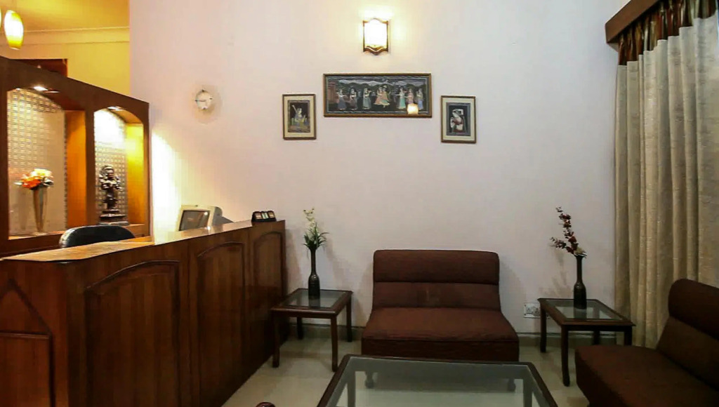 Divistha Guest House Gurgaon