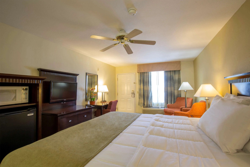 Brawley Inn