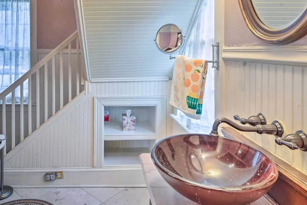 Vintage Louisiana Vacation Rental Home