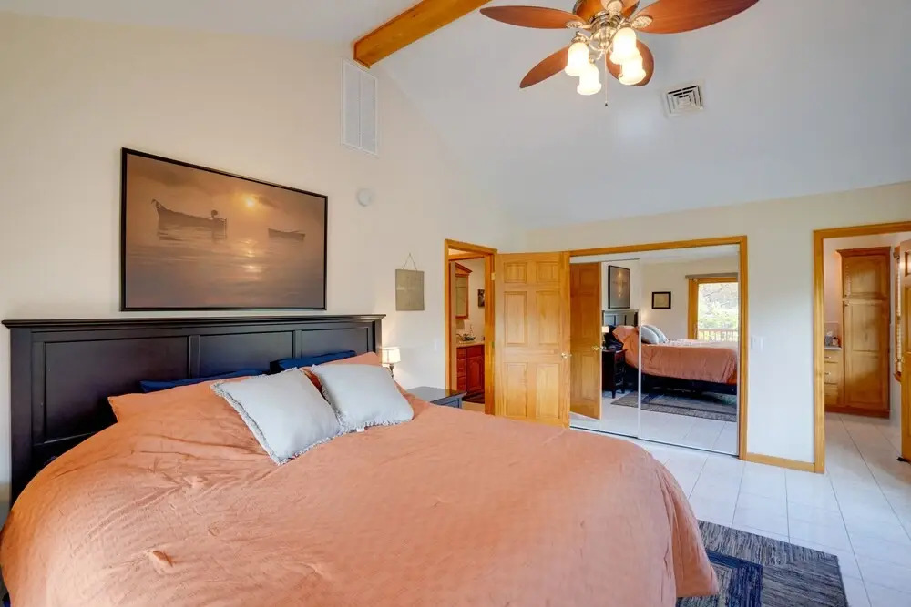 Stunning Athens Home: Mtn Views & Pool Access