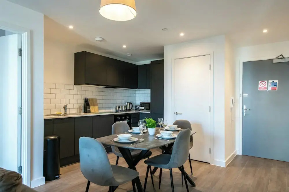 Insignia Aparment