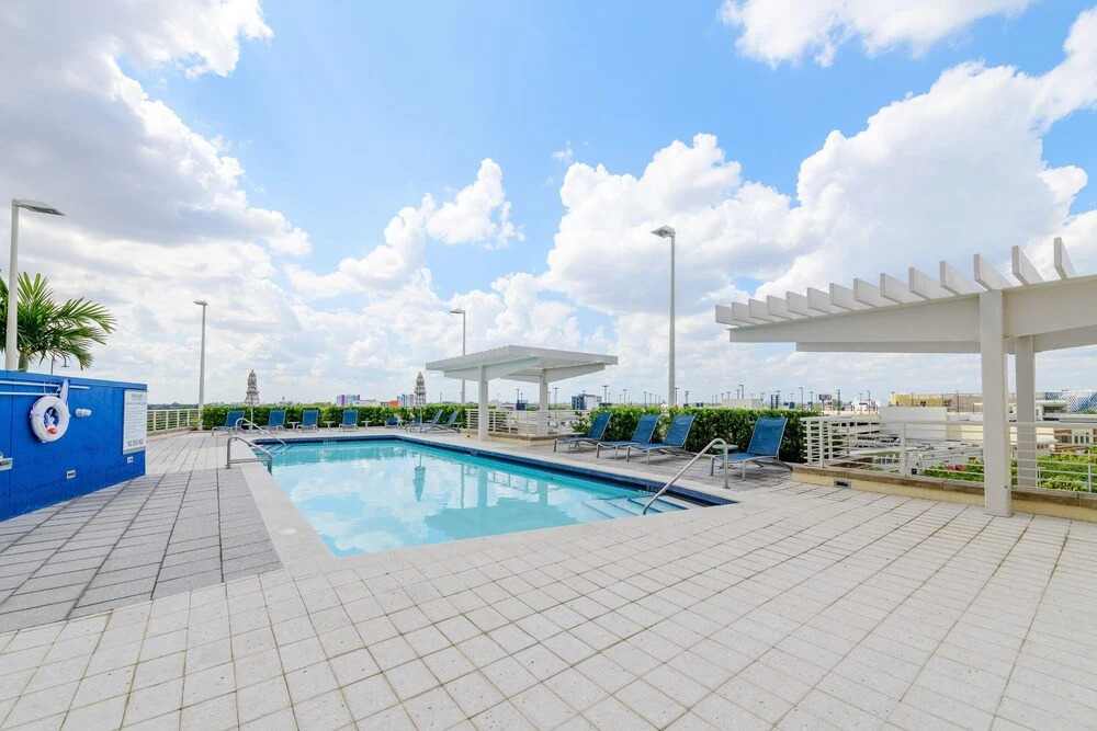 Miami World Rental - Midtown 820