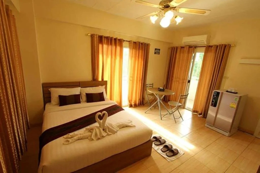 Tratip Hotel