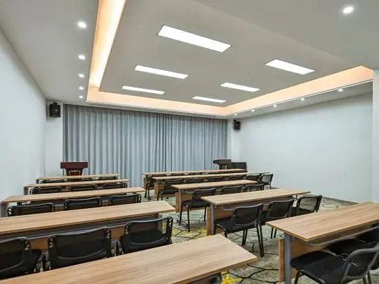 Mehood Hotel (Huai'an  Wuyue Plaza&Hexia Ancient Town Branch)
