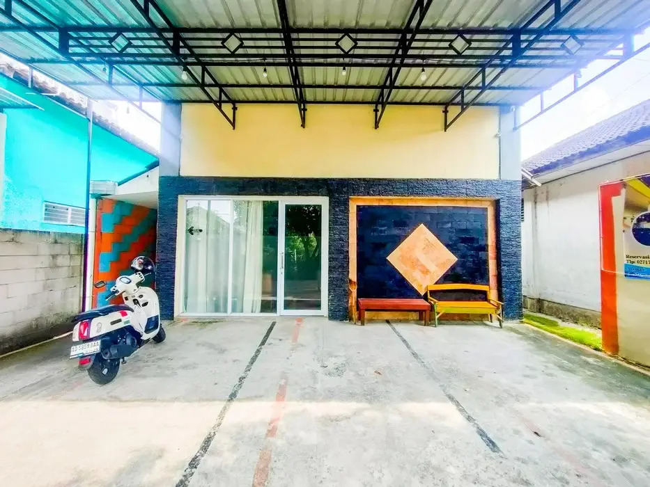 RedDoorz Syariah at Graha Adi Karya Kartasura