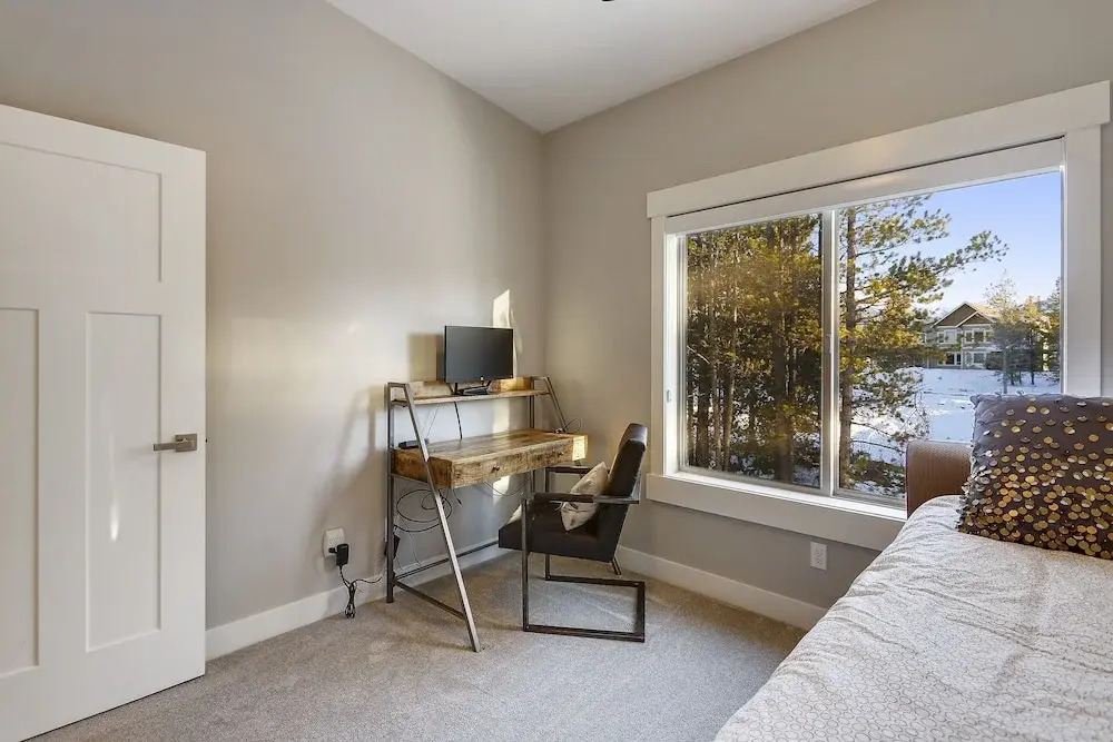 Willows At Grand Park 4 Bedroom Home by RedAwning