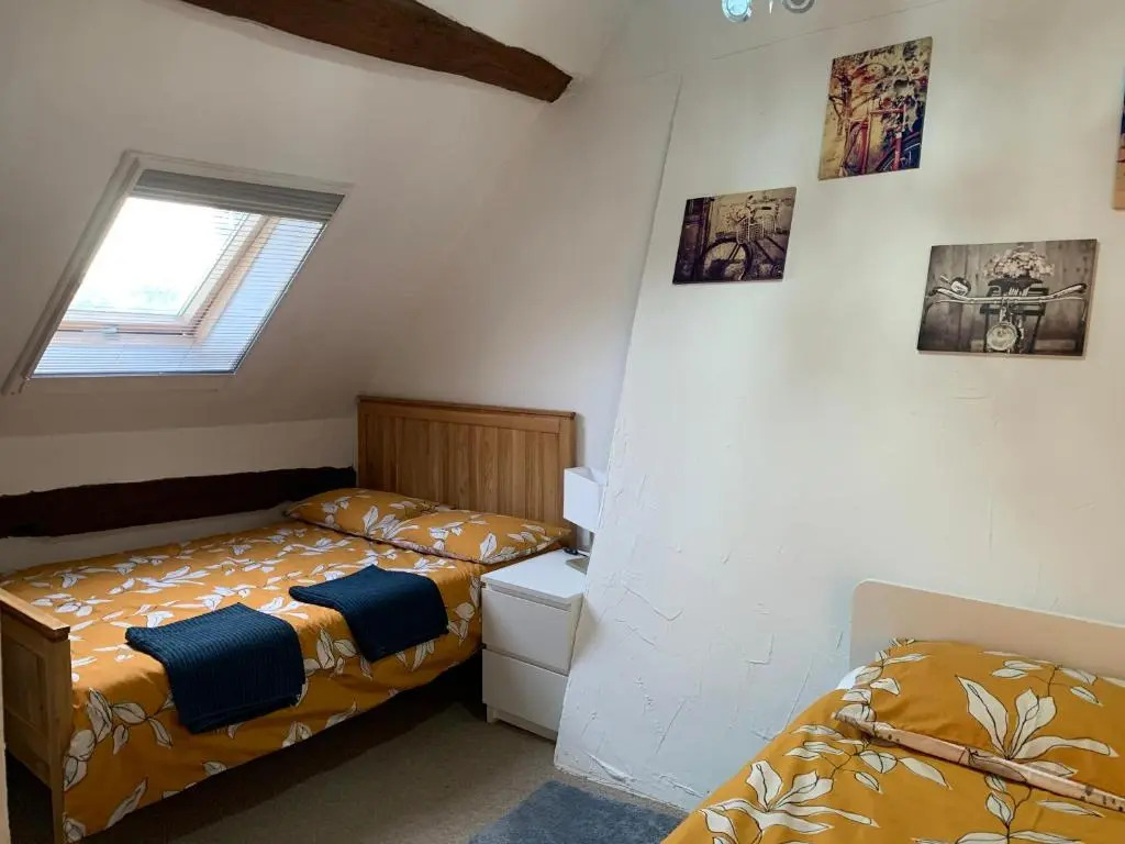 Le Bas Chesnay Chambres D'Hotes Domfront en Poiraie
