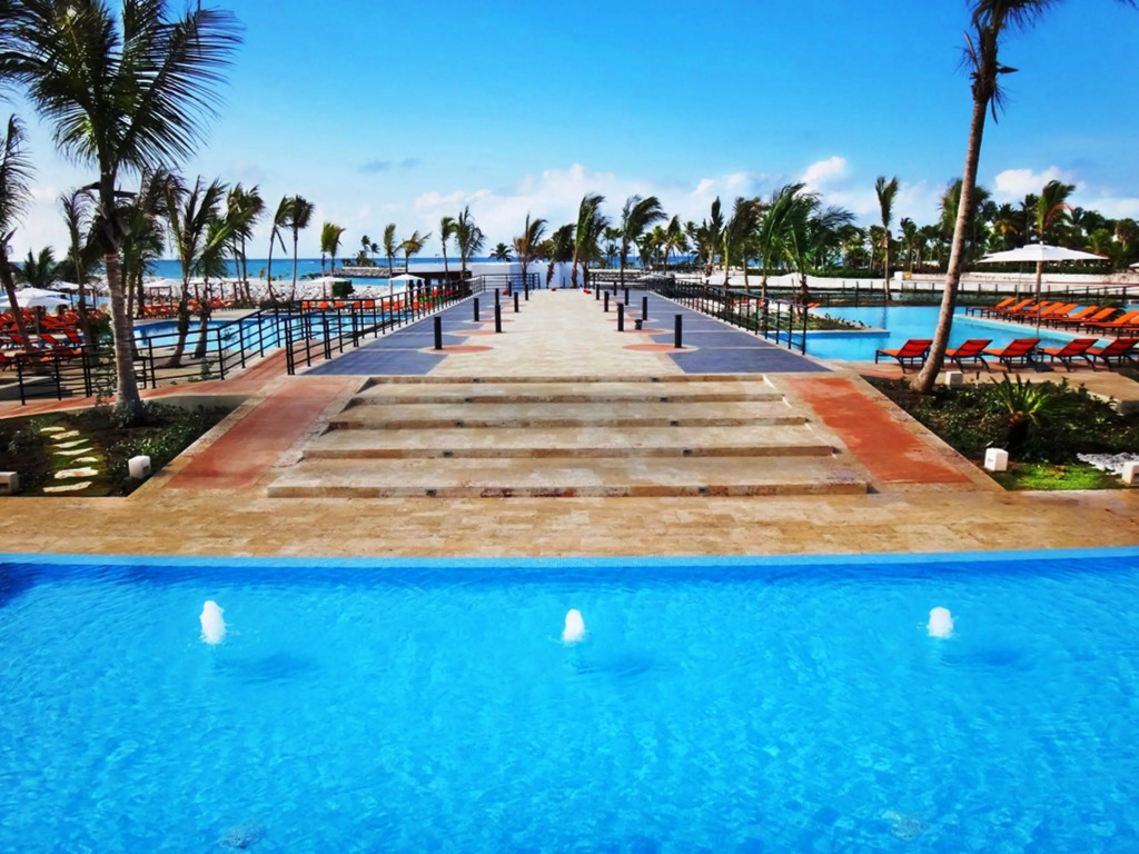 TRS Cap Cana Hotel