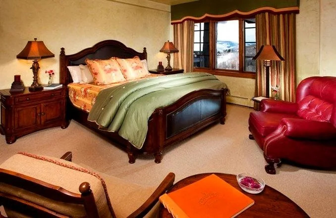 Snow Cloud Lodge