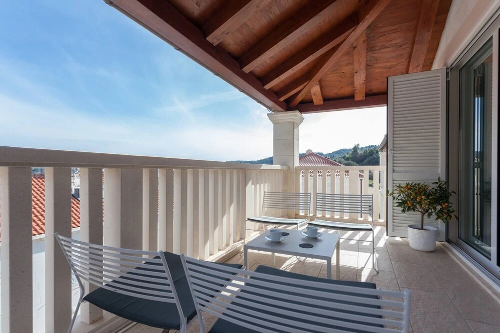 Maar Deluxe Ideal Next To Dubrovnik