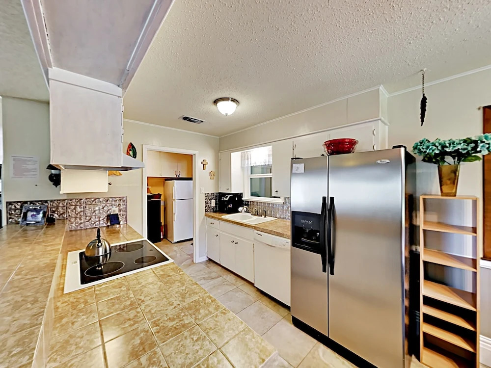 405 Watkins Point Home 2 Bedrooms 2 Bathrooms Home