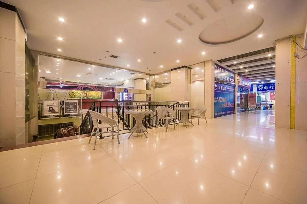 Hanting Hotel Xishuangbanna Kongquehu