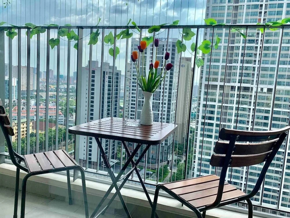 Bayhomes D'Capitale Serviced Apartment