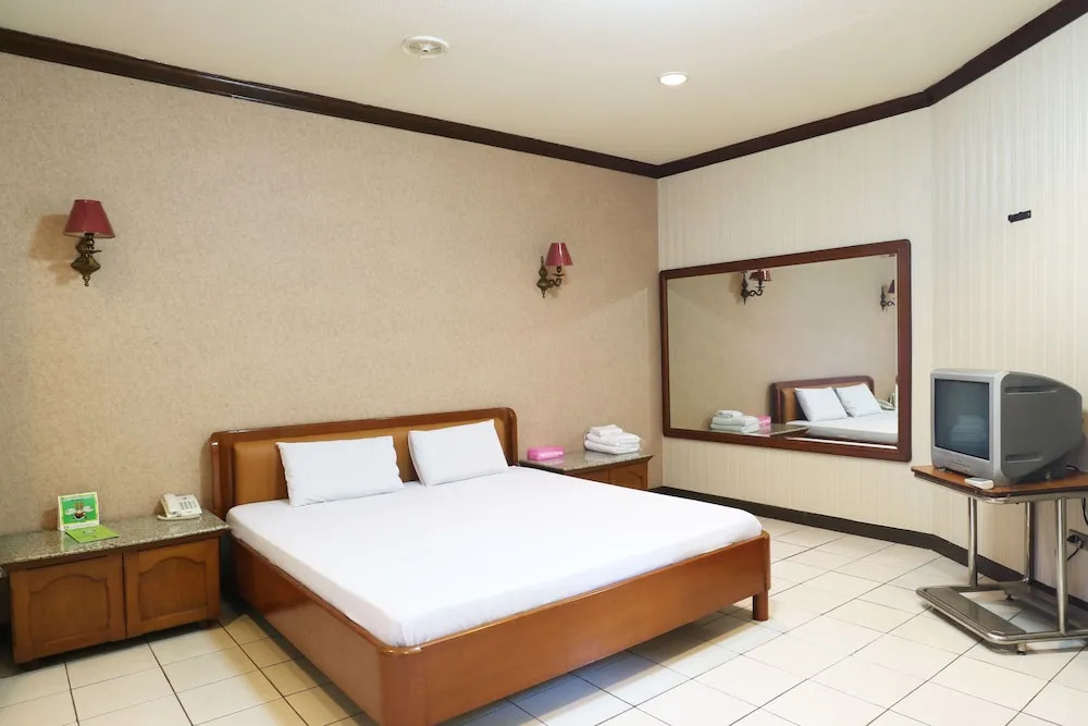 Hotel Transit Pondok Tirta Sentosa