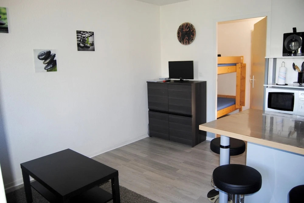 Apartment With one Bedroom in Nice, With Shared Pool, Enclosed Garden and Wifi