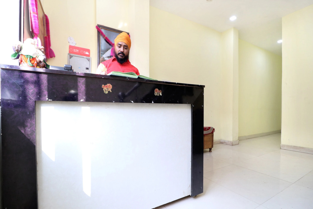 Hotel O Gian Residency