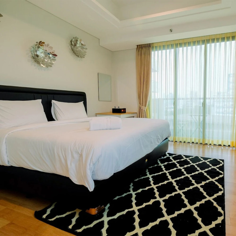 Monas View Studio Apartment at Capitol Suites