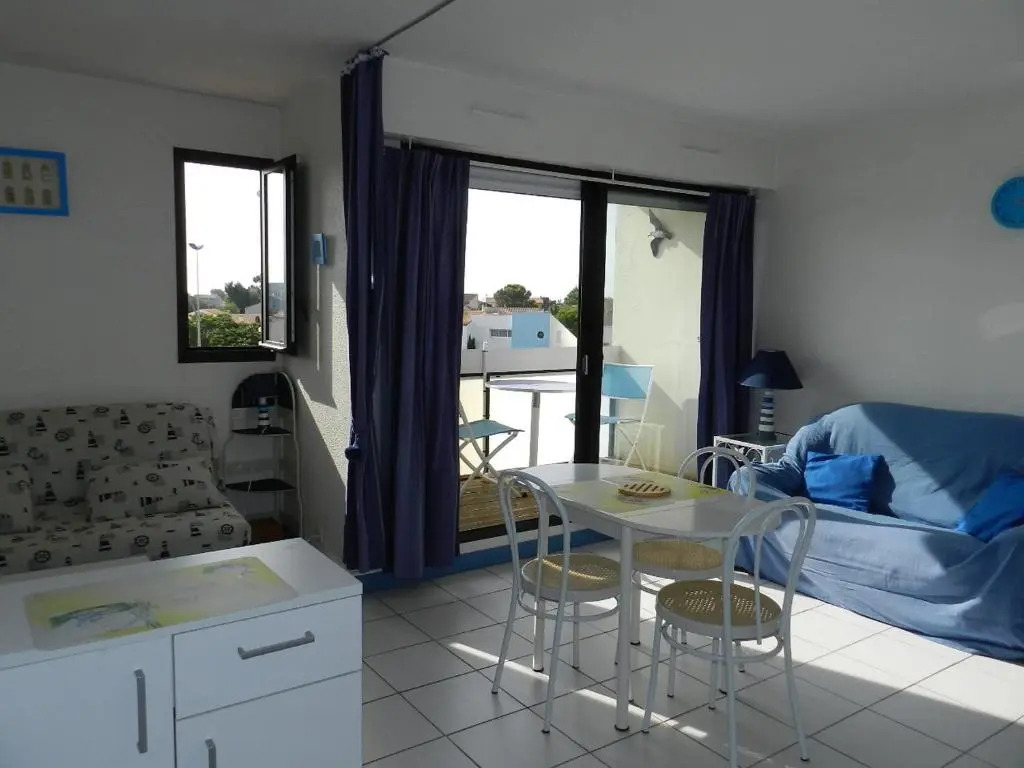 Appartement La Rochelle, 1 pièce, 2 personnes - FR-1-551-30