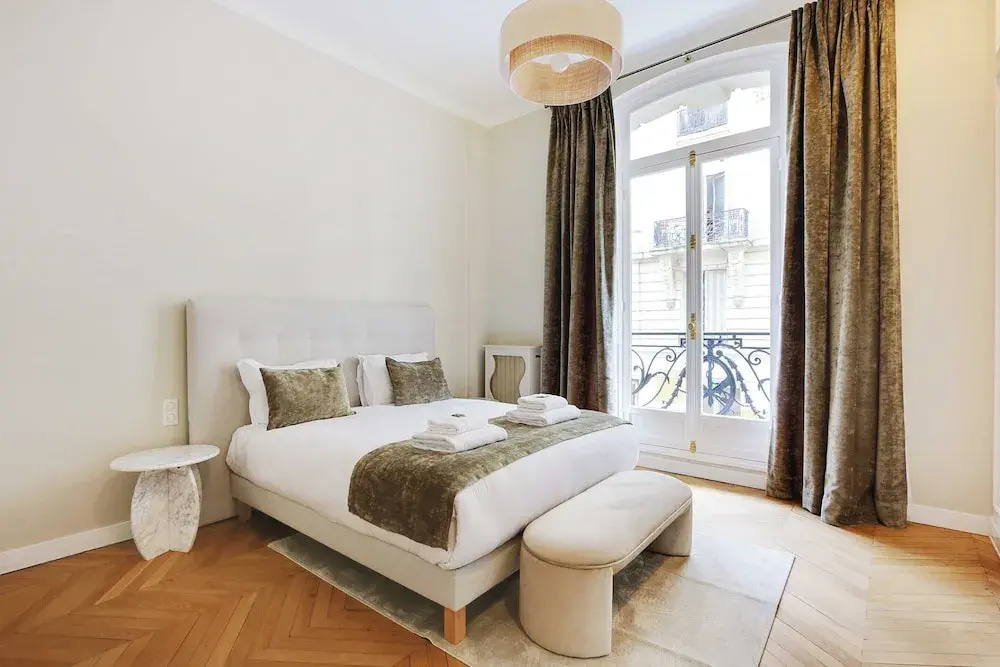Spacious Apartment - 2br/4p - Arc de Triomphe