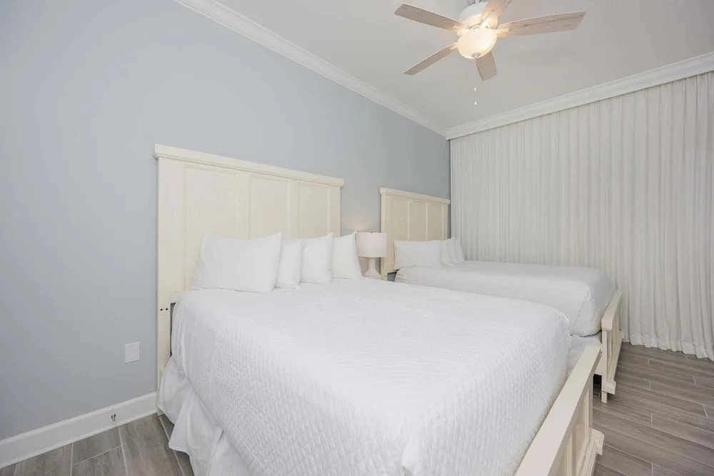 Phoenix Gulf Towers 1005 condo