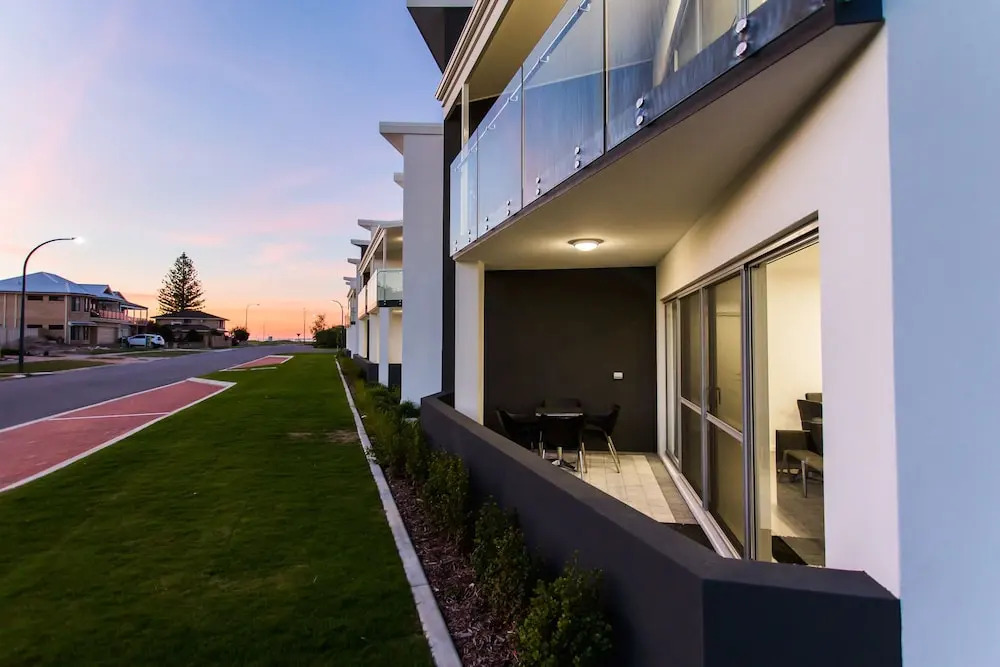 Reflections By Rockingham Apartments