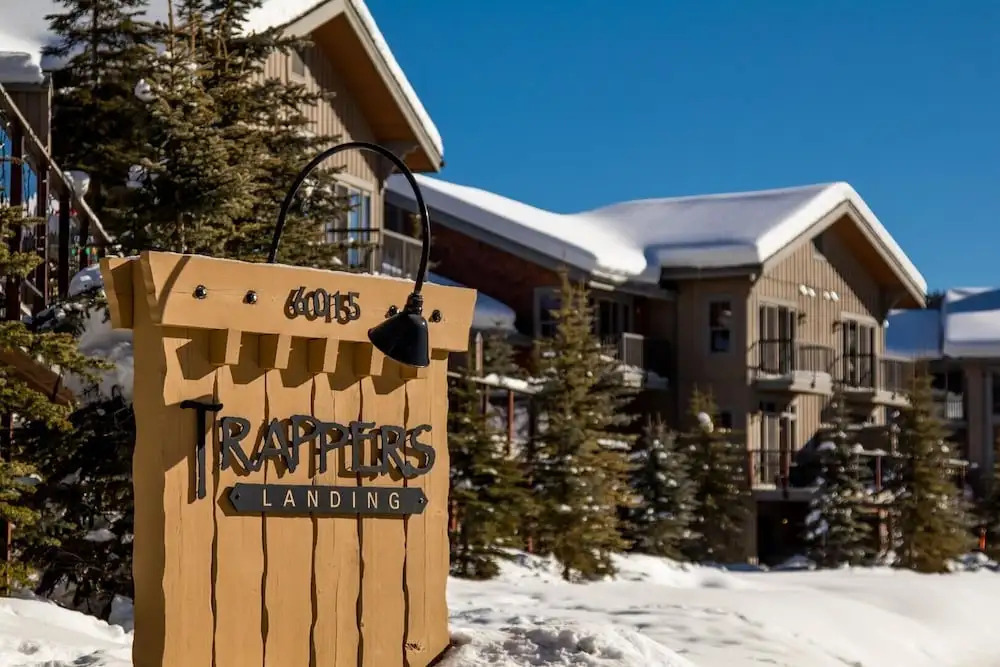 Trappers Landing #34 by Bear Country