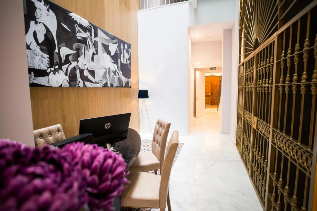 Casa de la Merced Suites