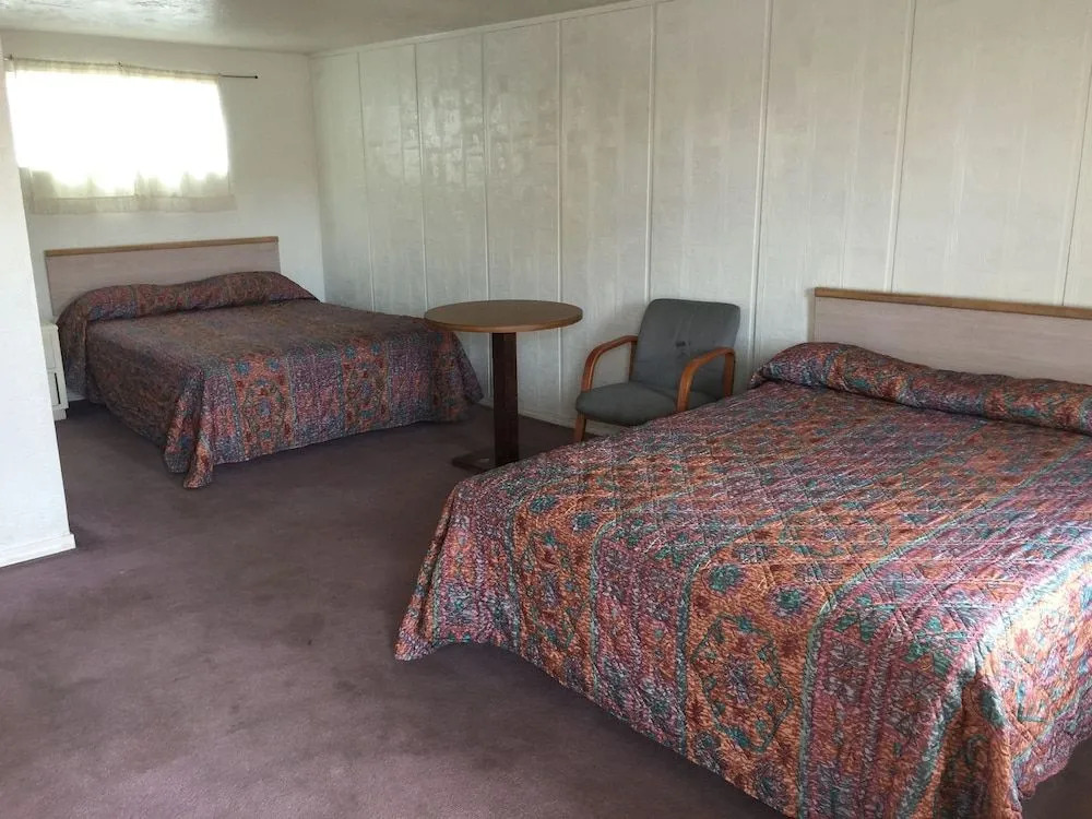 Townhouse Motel