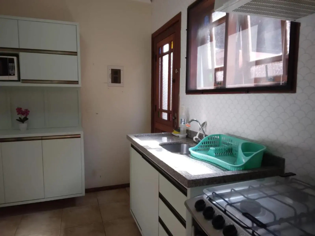 Apartamento Duplex a 100 metros da Praia de Boracéia