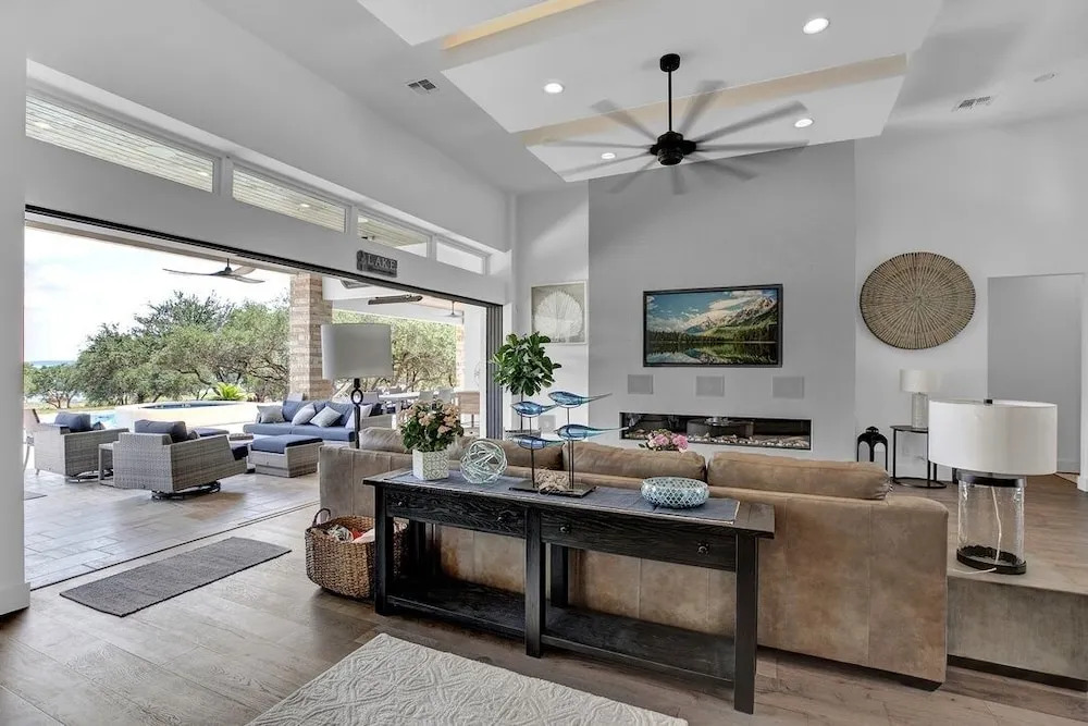 Whispering Waters 4 Bedroom Home