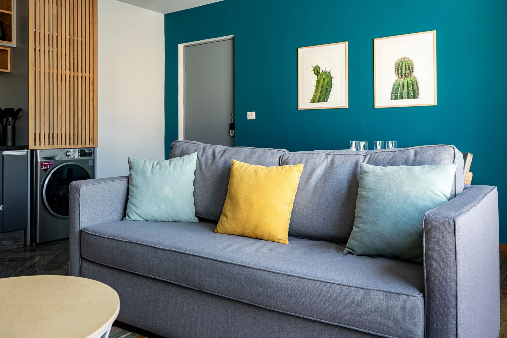 Casai Hip Tech Top Floor apt w Private Terrace