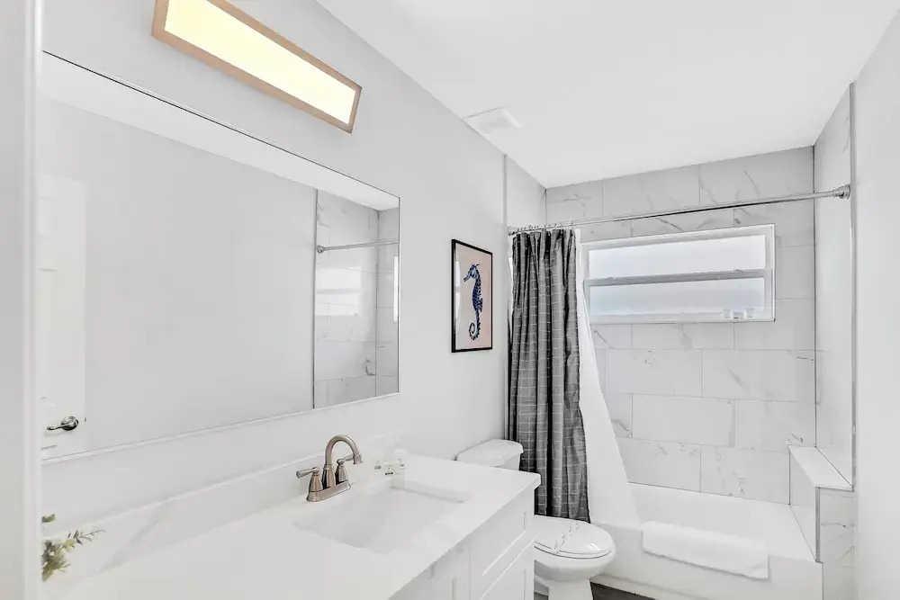 Brand-new Duplex With Screened Pool, Furnished Lanai, Grill, AC, & Washer/dryer