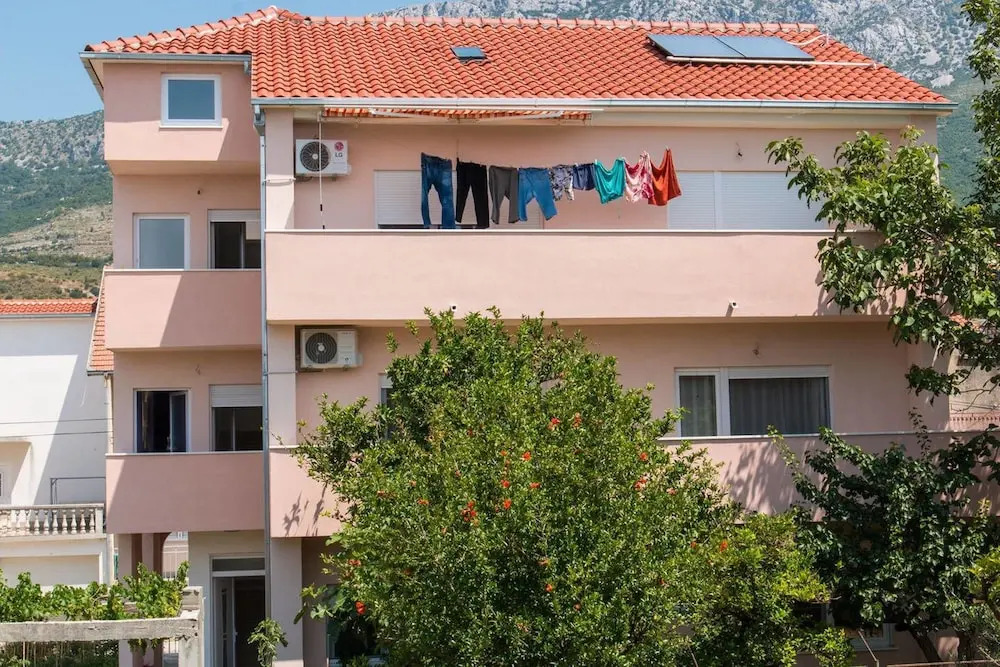 Apartment Gomilica