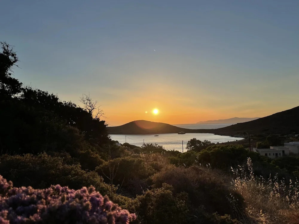 Paradise says Cnn - 2-Bed Villa in Delfini Bay
