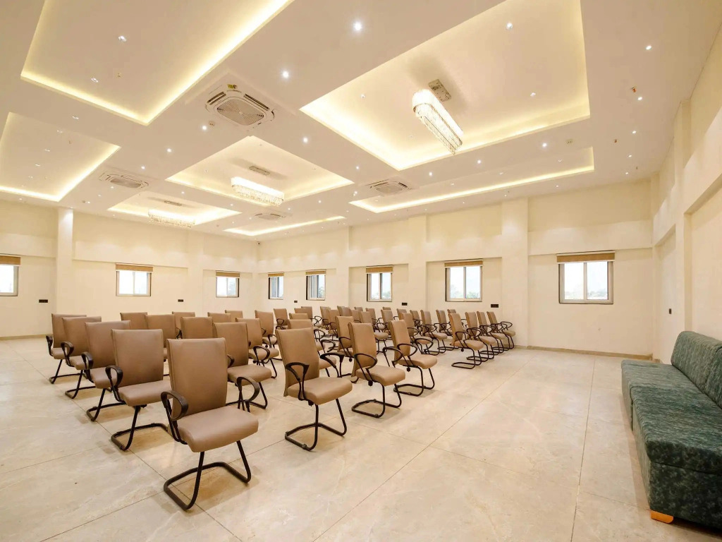 Palette Hotel Pune, Midc Pimpri Chinchwad