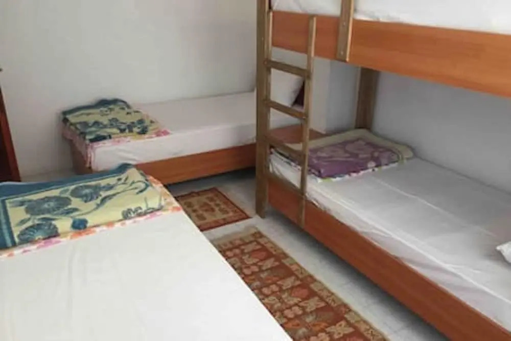 Şahin Apart