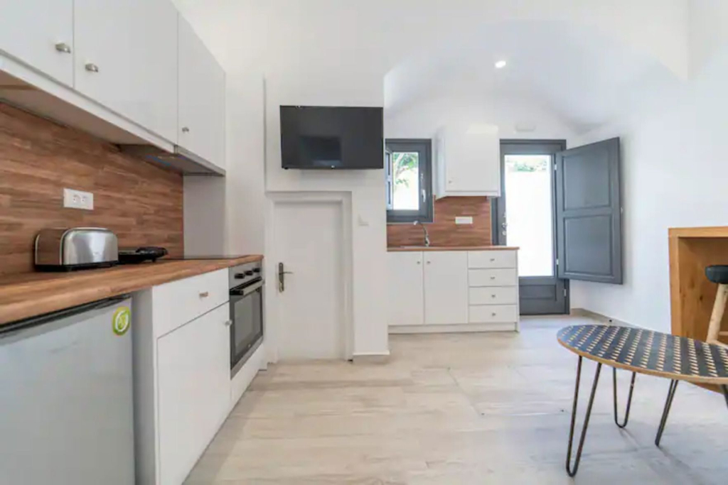 Nostos Apartments