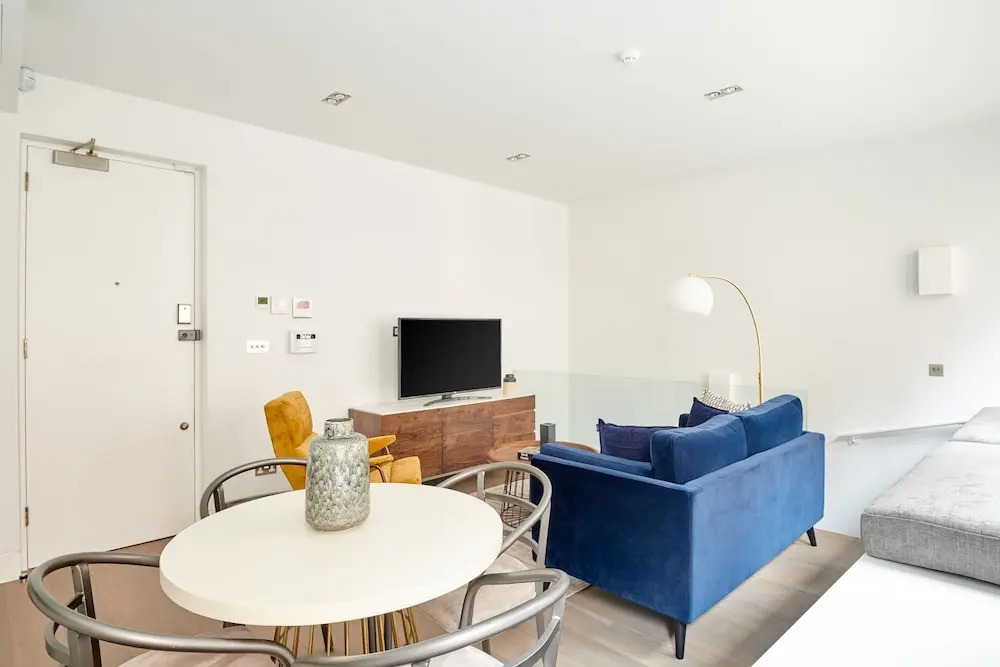 Maughan Library Apartments by Sonder