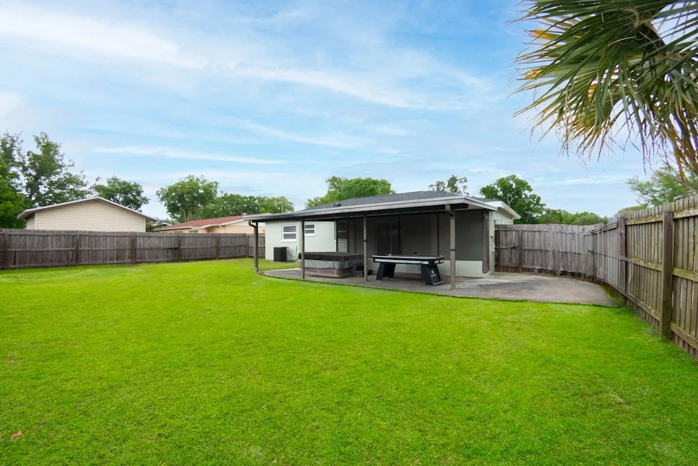 Delray House With Hot tub & Game Room