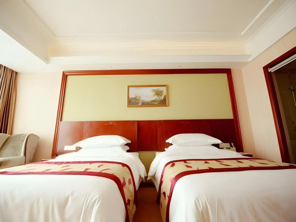 Vienna Hotel Shanghai Hongqiao Hub Jiading New City