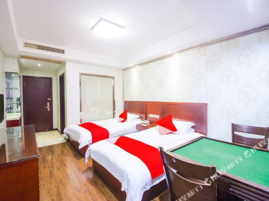 Dongfen Hotel (Pingyang Shuitou)