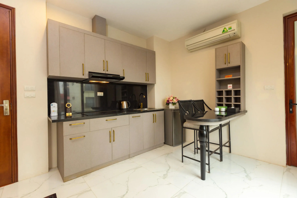 Aisha HOTELS and APARTMENTS