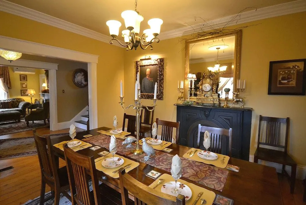 Briarwood Bed & Breakfast