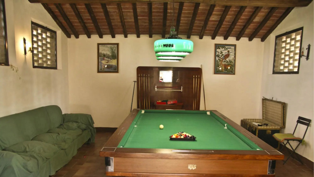 Imposing Villa With 5 Apartments Ideal for Groups Pool -aia Vecchia