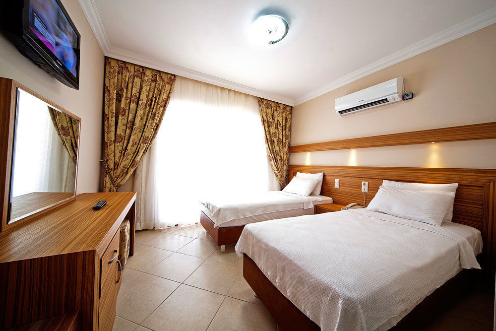 Asdamaris Hotel