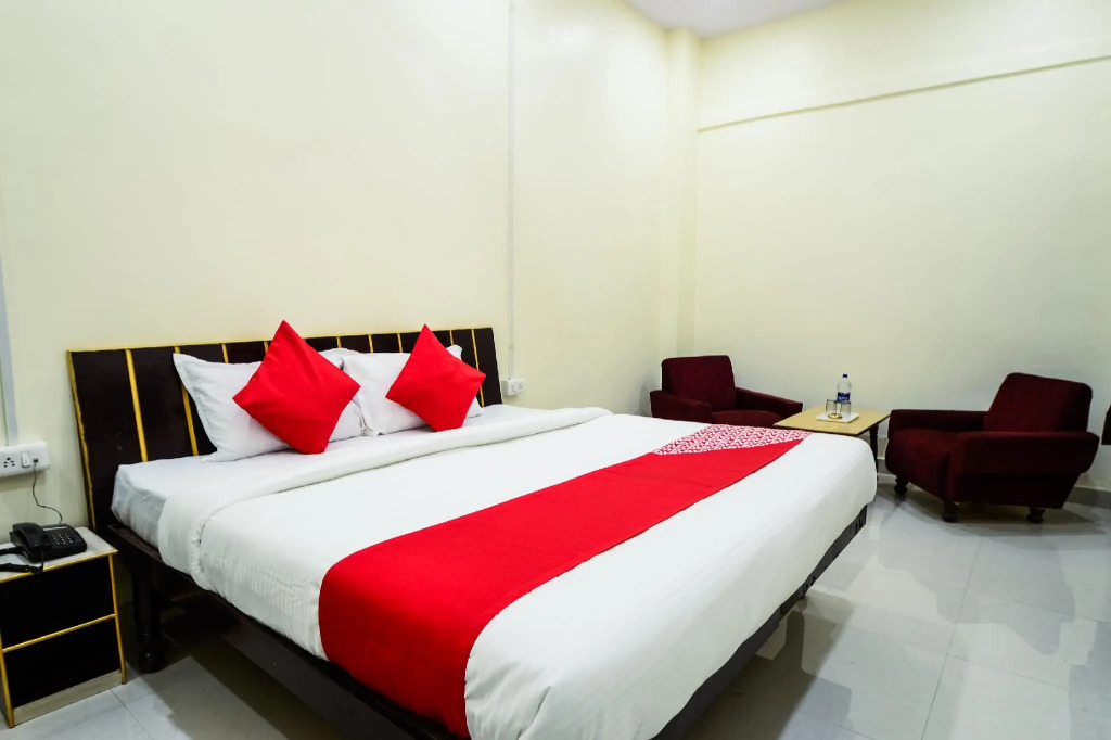 OYO 30000 Hotel Panghat