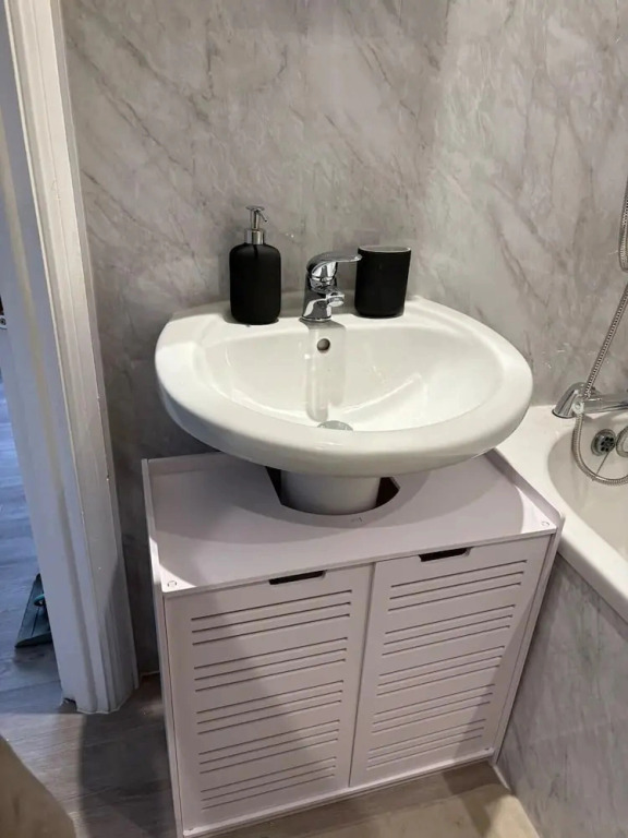 Near Etihad/coop Live - Parking - Wifi - Sleeps 4