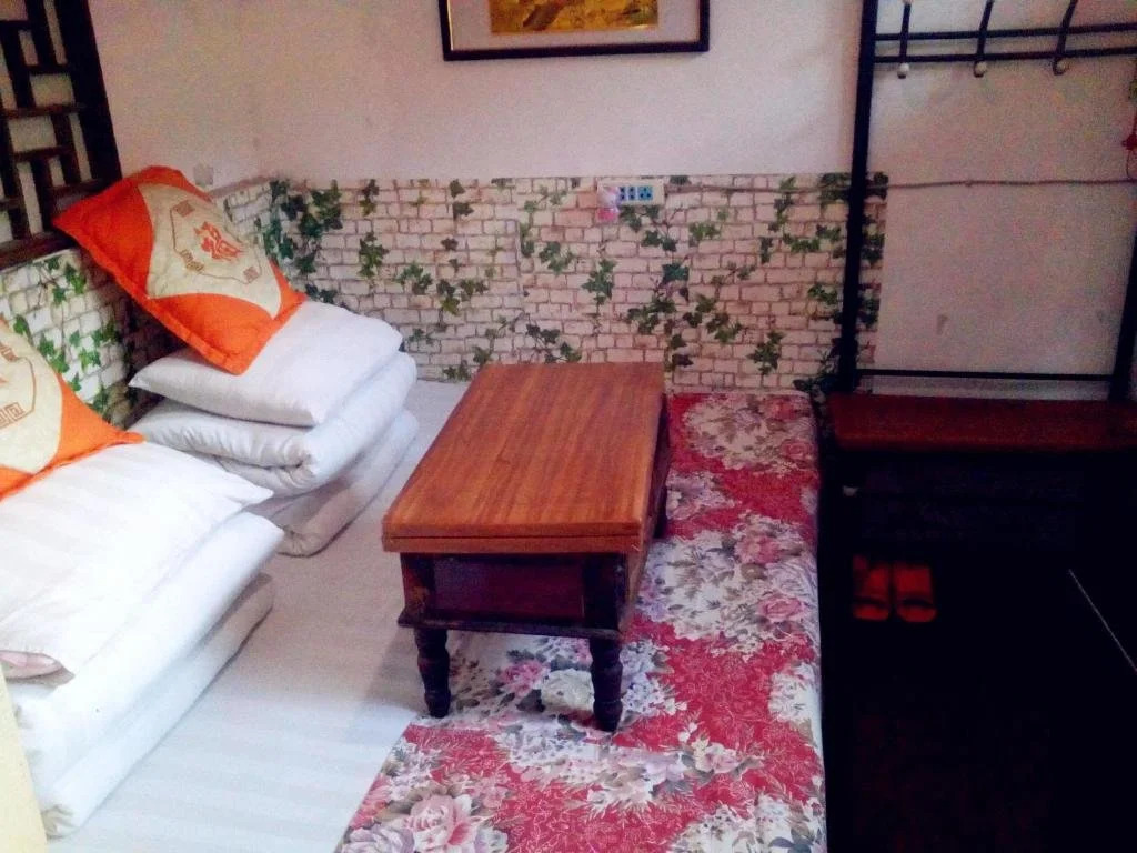 Jishixiang Youth Hostel